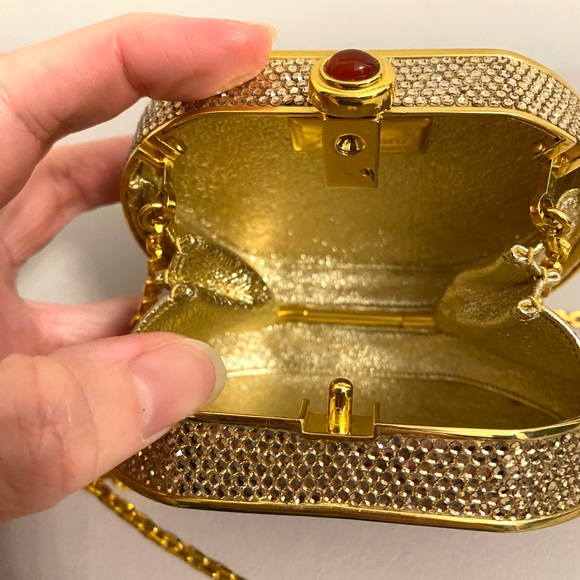 <SOLD> Authentic Judith Leiber mini clutch - Picture 8 of 12
